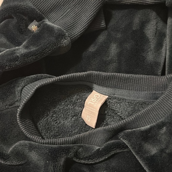 Athleta Girl Bundle - Picture 4 of 7